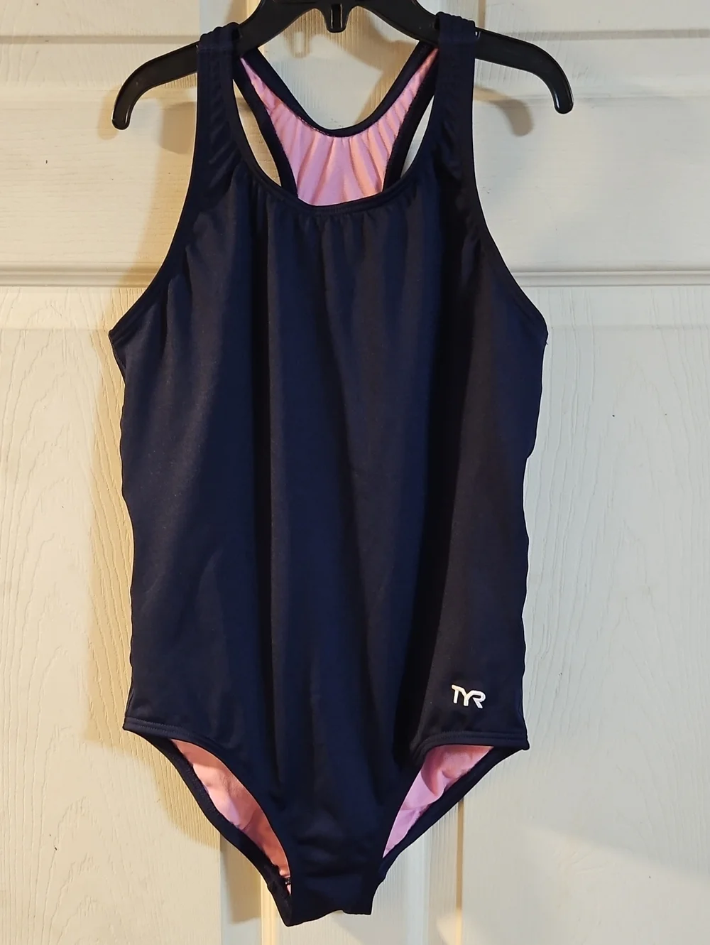 TYR GIRLS ONE PIECE SWIMSUIT: NAVY: NEW WITHOUT TAGS: SIZE XL (14/16)